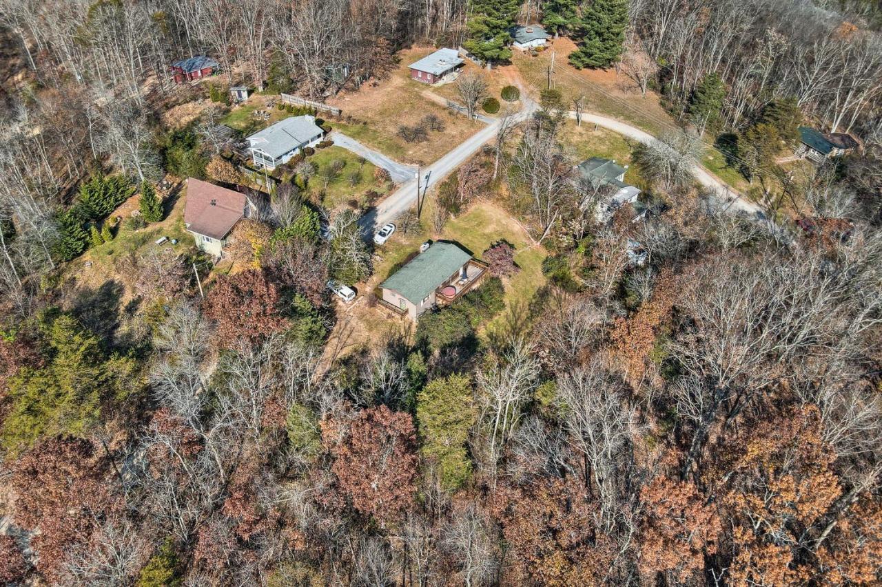 Calming Shenandoah Valley Cabin With Hot Tub! Villa Luray Exteriör bild